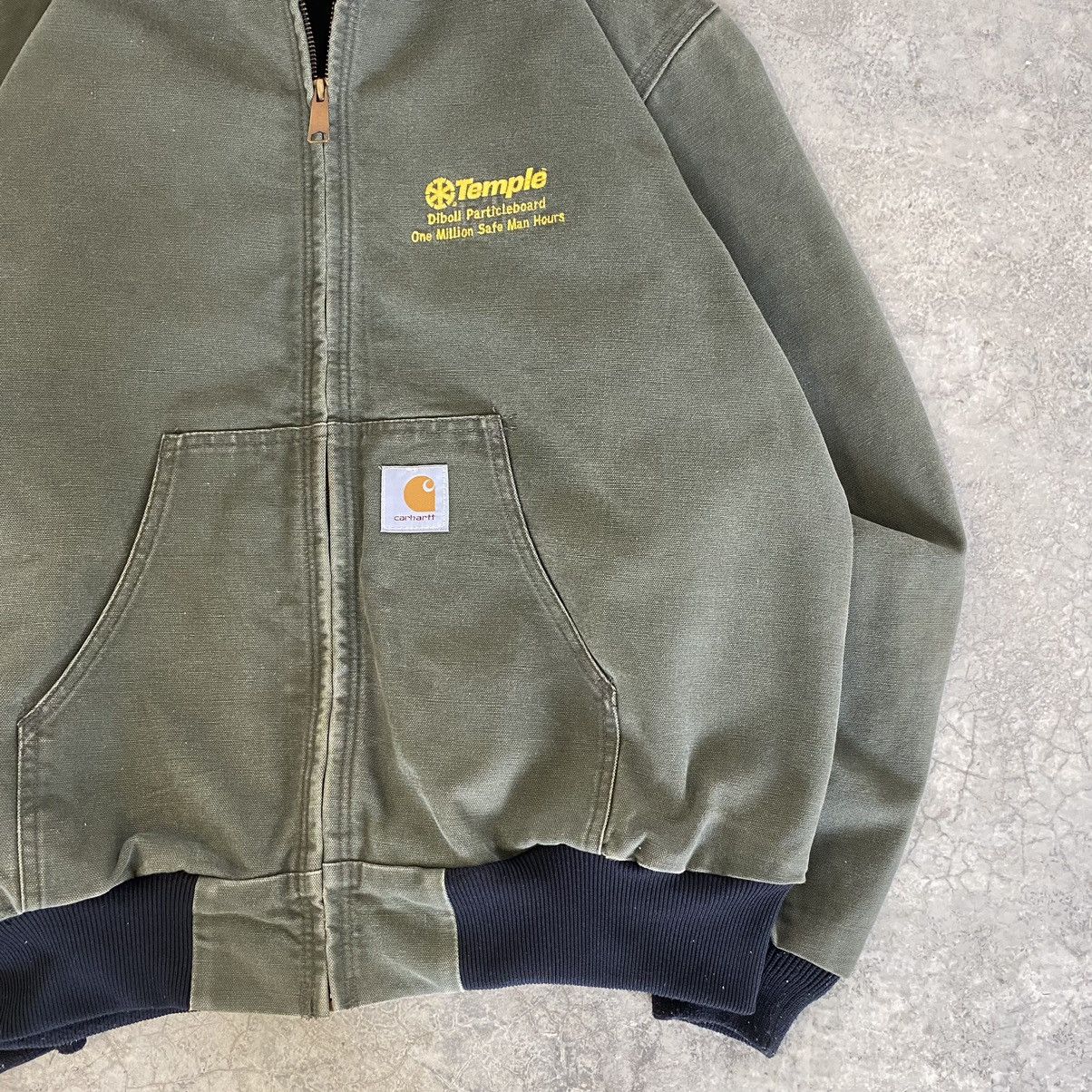 Carhartt × Vintage Vintage Carhartt Moss Green Hooded Active Jacket Size US L / EU 52-54 / 3 - 6 Thumbnail