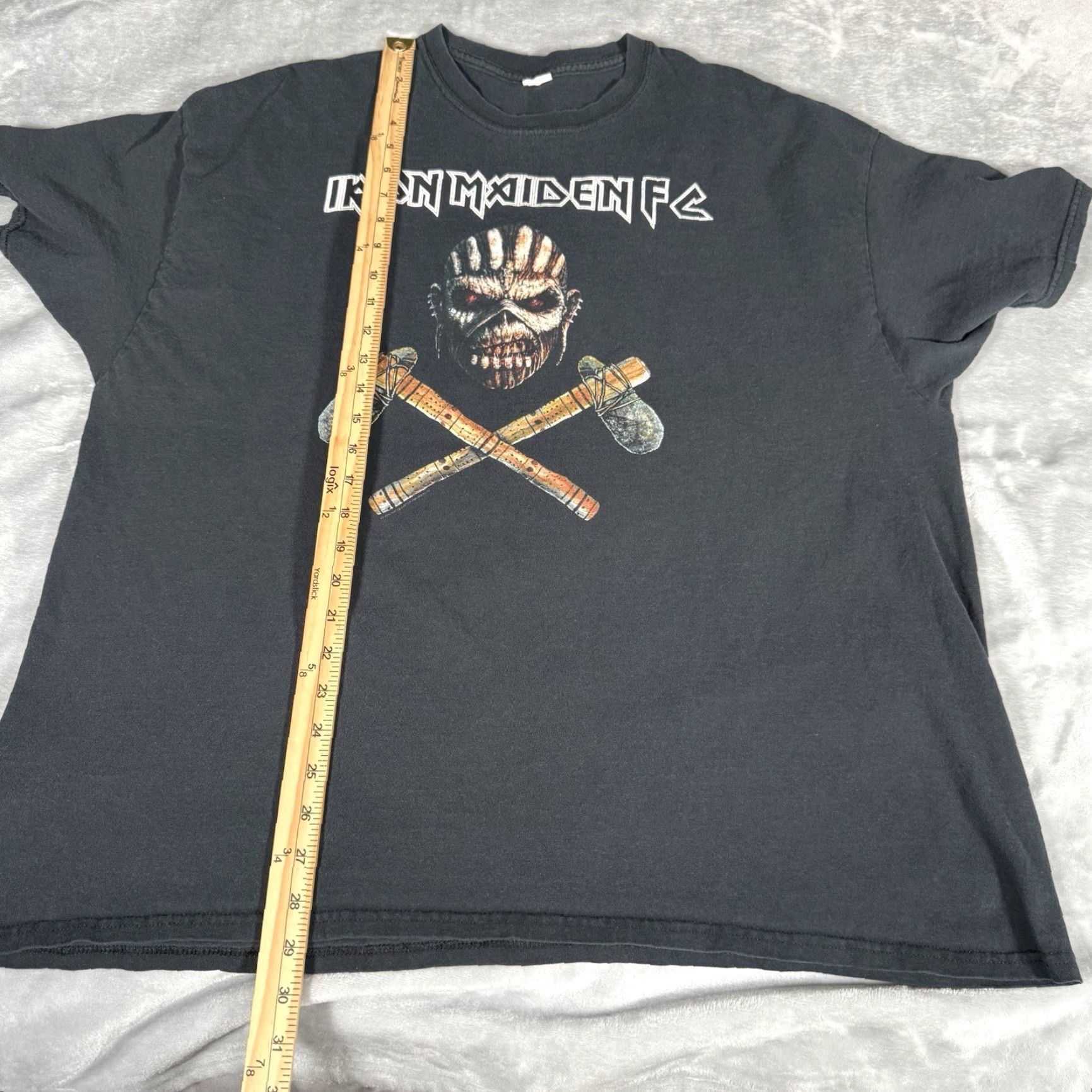 Vintage VINTAGE Iron Maiden Fan Club T Shirt Mens 2XL Faded Black Y2K Graphic Print Crew Neck Short Sleeve Cotton Rock Band Logo Decade 2000s Mens Size US XXL / EU 58 / 5 - 6 Thumbnail