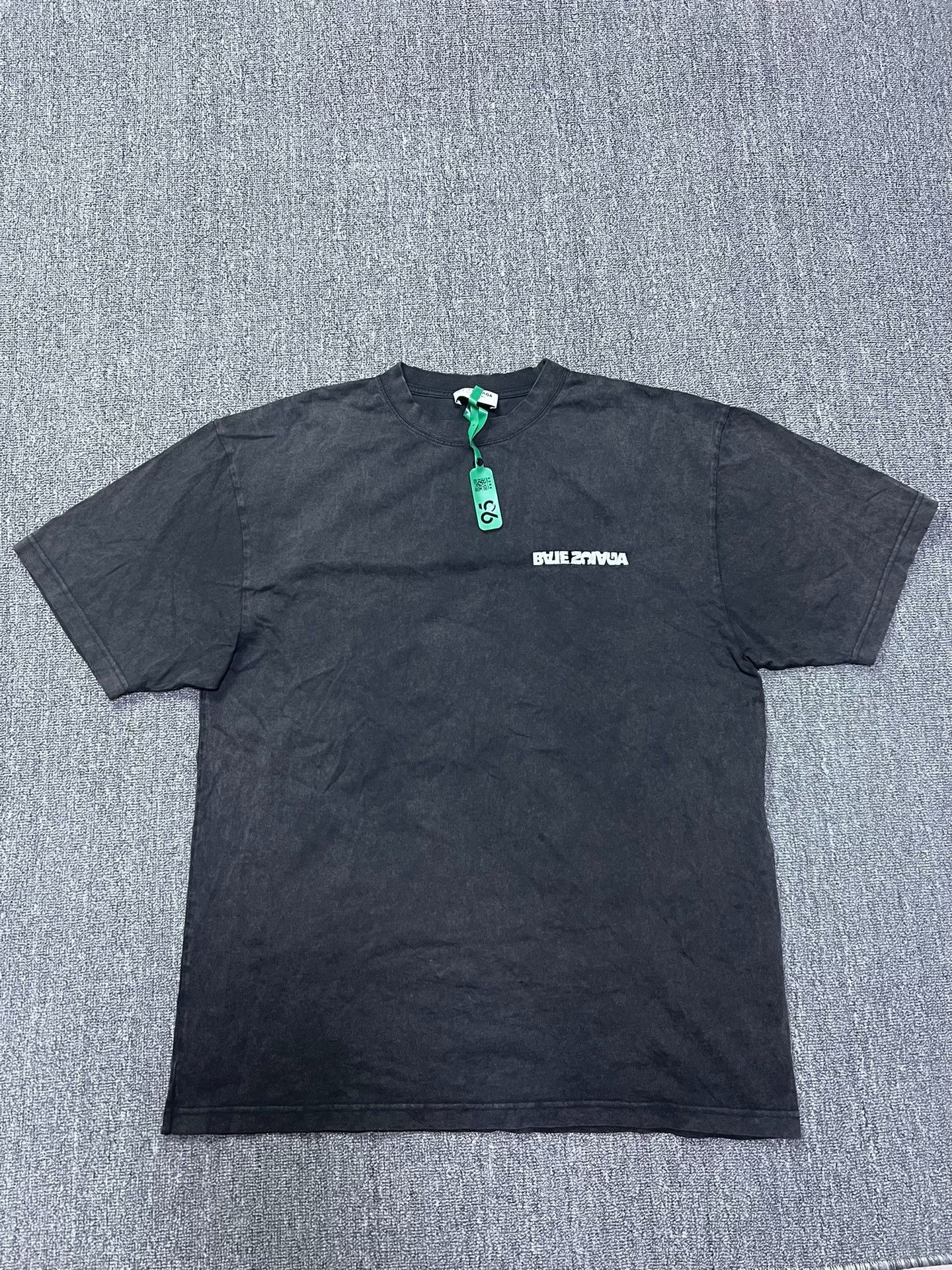 Balenciaga Balenciaga Unisex Short-Sleeve T-Shirt Size US S / EU 44-46 / 1 - 1 Thumbnail