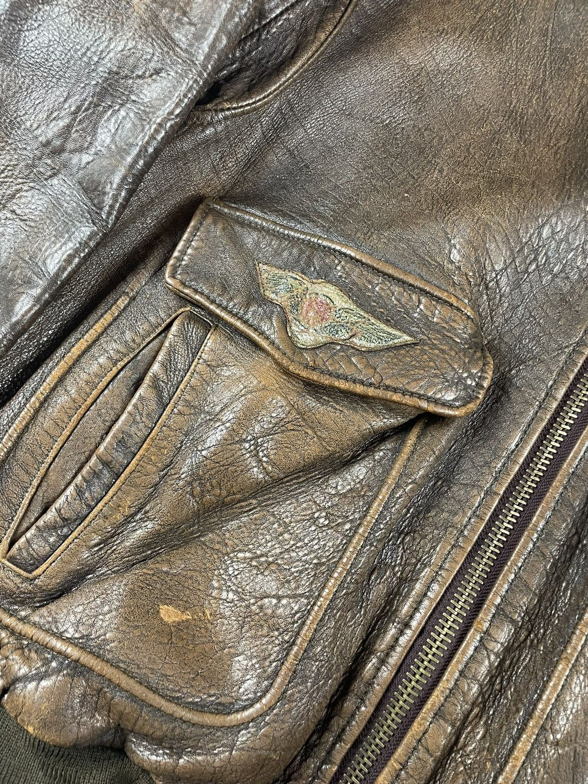Genuine Leather × Vintage Vintage Flying Tigers Distressed Leather MA-1 Jacket Size US L / EU 52-54 / 3 - 4 Thumbnail