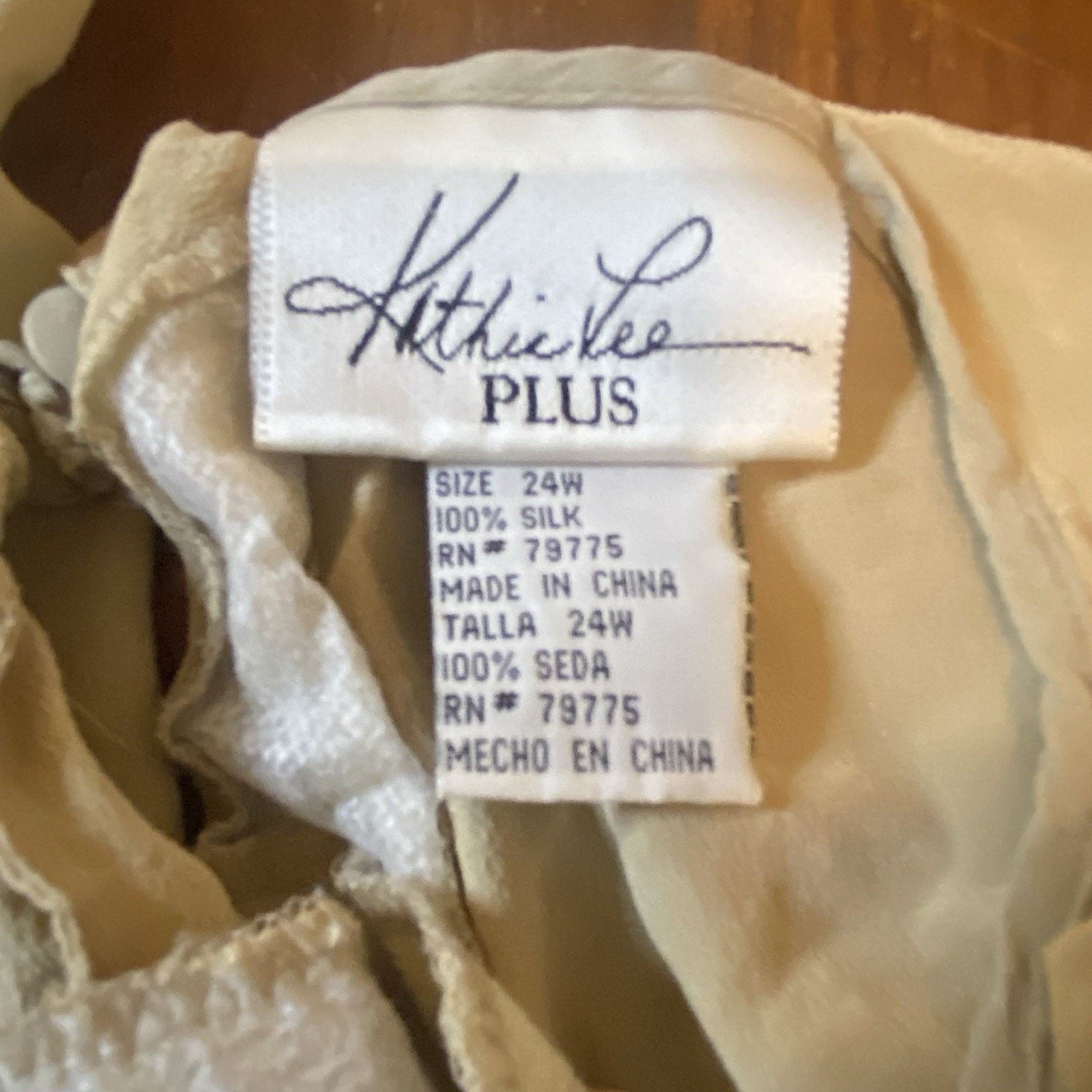& Other Stories Kathie Lee Plus Top Woman’s 24W Silk Beige Pullover Blouse ￼ Size 4XL / US 24-26 - 10 Thumbnail