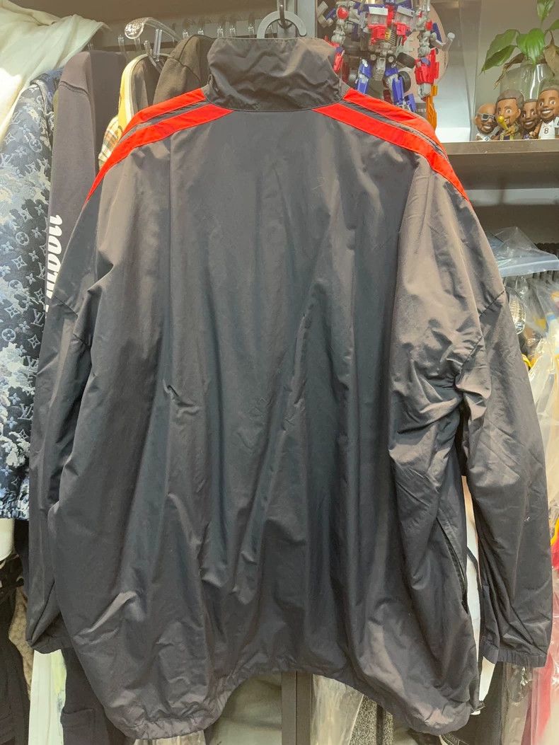 Balenciaga Balenciaga Latch red and black assault jacket 2501-Nextarro Size US M / EU 48-50 / 2 - 2 Thumbnail