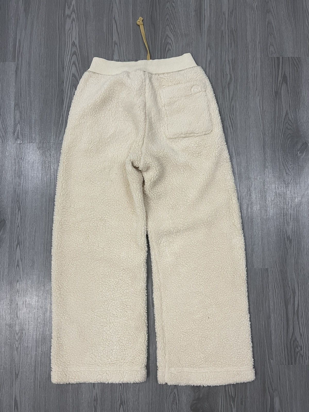 JW Anderson × Japanese Brand J.W Anderson Uniqlo Sherpa Pant Size US 29 - 2 Thumbnail