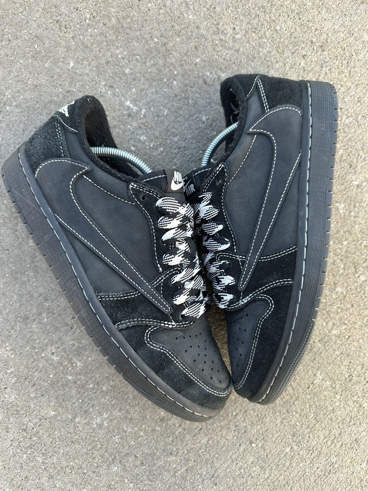 Jordan Brand × Travis Scott Nike Travis Scott Jordan 1 Retro Low Black Phantom size 7.5 Size US 7.5 / EU 40-41 - 1 Thumbnail