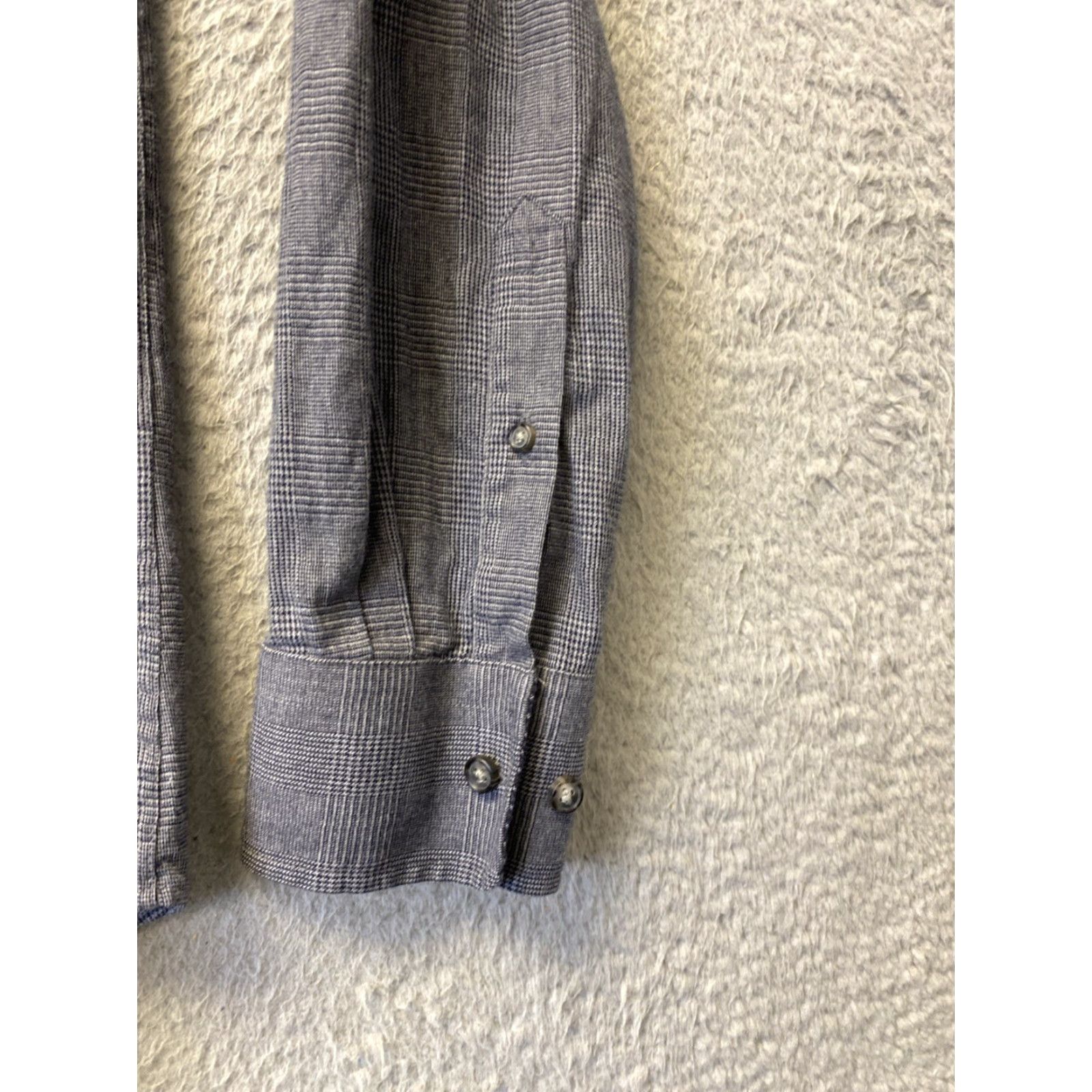 Jos. A. Bank VINTAGE Jos. A. Bank Tailored Button-Up Shirt L 16 Gray Almeria Plaid Mens Size US L / EU 52-54 / 3 - 6 Thumbnail