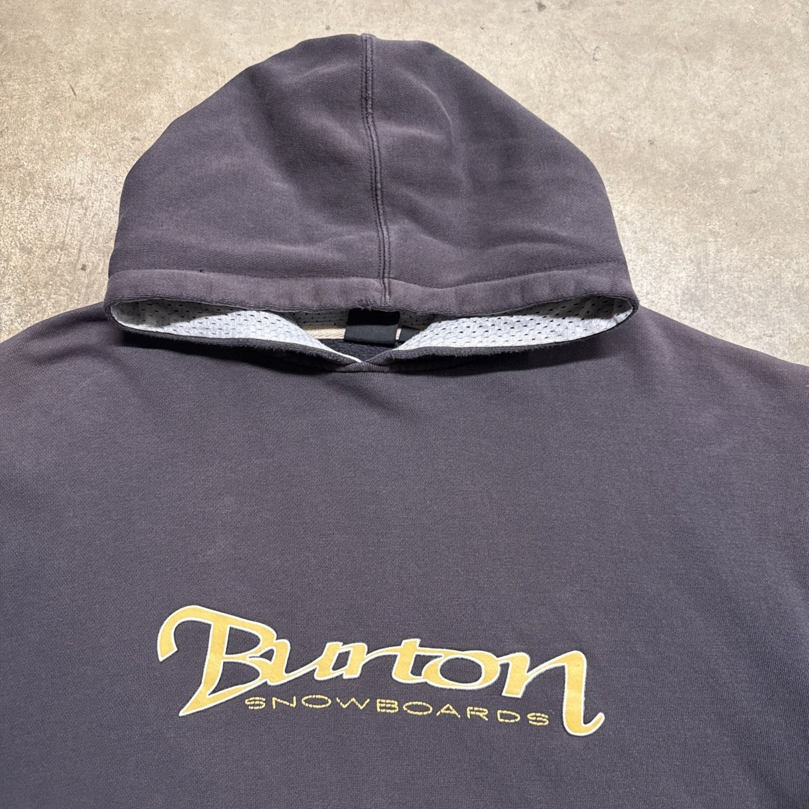 Burton Vintage Burton Hoodie Mens XL Black 90s Skate Faded Snowboar Size US XL / EU 56 / 4 - 2 Thumbnail