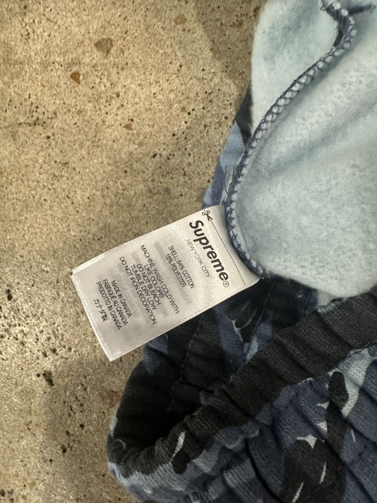 Supreme Supreme Tiger Camo Small Box logo Sweats - Size S Size US 30 / EU 46 - 5 Thumbnail