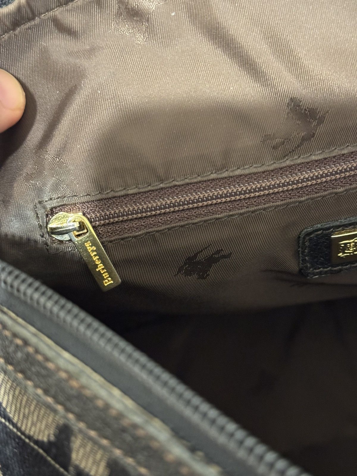 Burberry × Vintage Burberry Canvas Shoulder Bag Size ONE SIZE - 11 Thumbnail