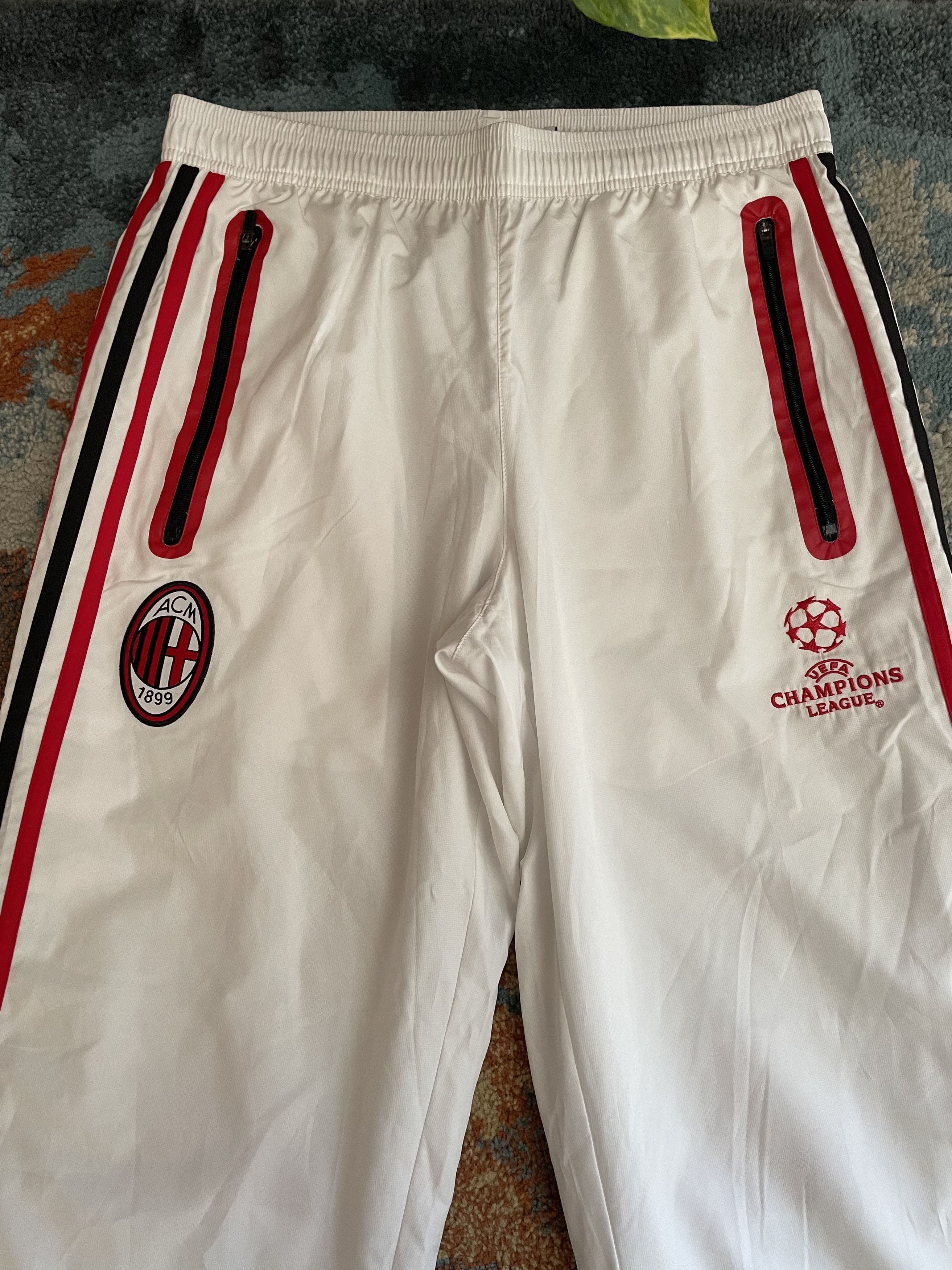 Other Adidas AC Milan UEFA Champions League 2010 Track Suit Size US M / EU 48-50 / 2 - 7 Thumbnail