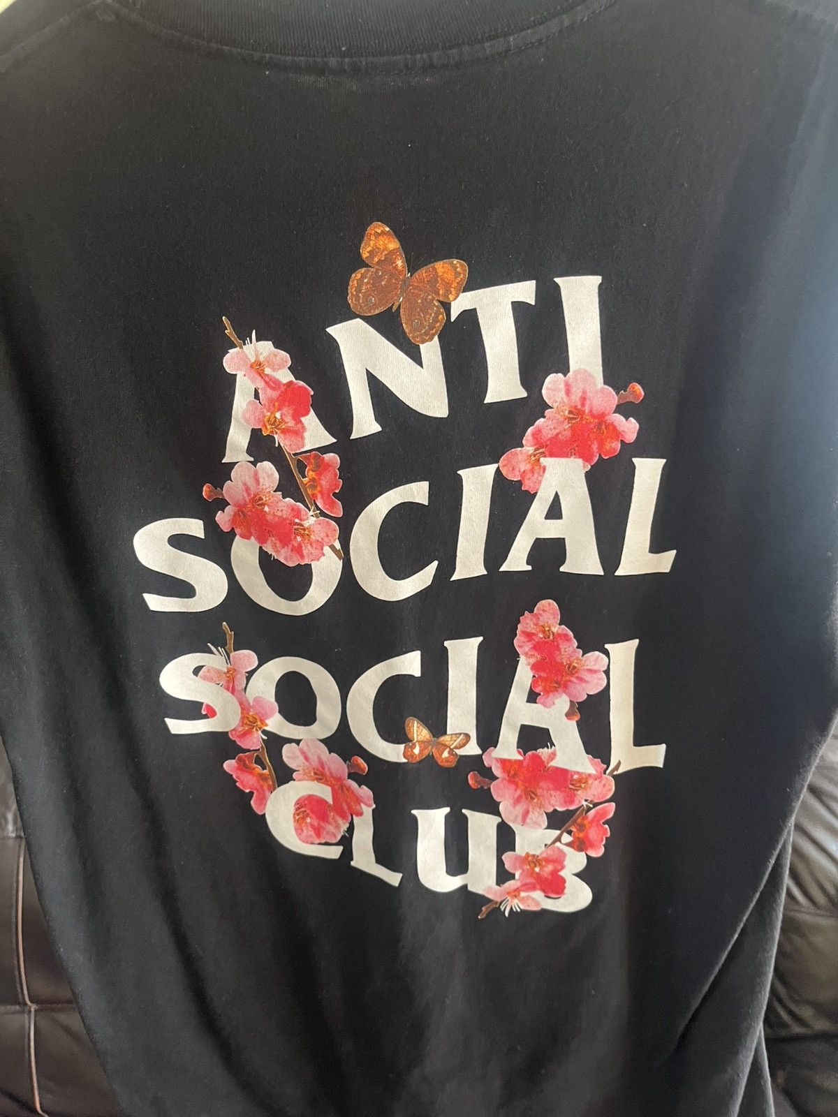 Anti Social Social Club Pink flowers antisocial social club shirt Size US M / EU 48-50 / 2 - 1 Thumbnail