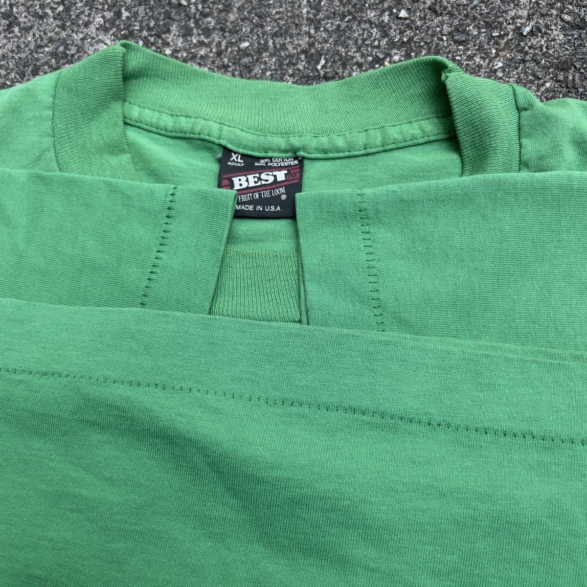 Fruit Of The Loom × Vintage Vintage 90s OUR CREW IS 1st IN QUALITY Single Stitch Shirt Size US XL / EU 56 / 4 - 4 Thumbnail