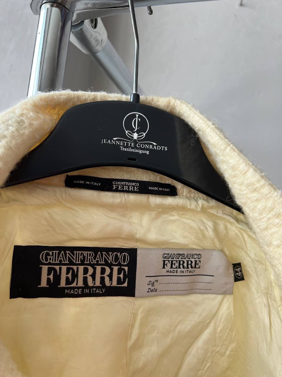 Gianfranco Ferre GIANFRANCO FERRE ITALY ARCHIVAL ICONIC BUTTON JACKET COAT 44 Size M / US 6-8 / IT 42-44 - 6 Thumbnail