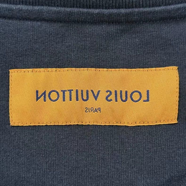 Louis Vuitton LV Black Short Sleeve T -2505 Size US XL / EU 56 / 4 - 5 Thumbnail