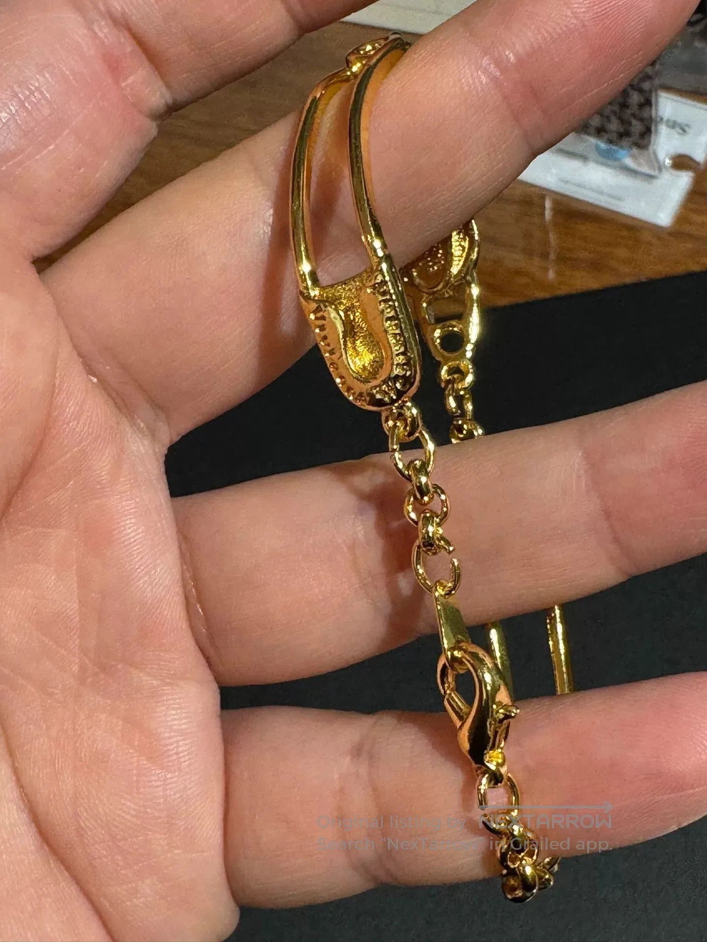 Vivienne Westwood Vivienne Westwood Gold Saturn Safety Pin Bracelet. Size ONE SIZE - 4 Thumbnail
