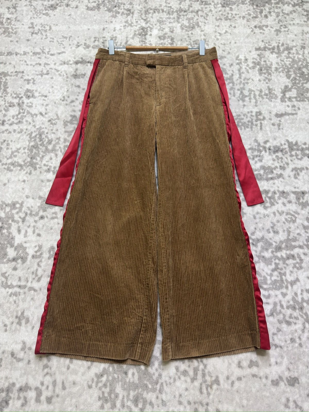 GU GU x Undercover FW21 Corduroy Pleated Ribbon Wide-Leg Pants Size US 31 - 1 Thumbnail