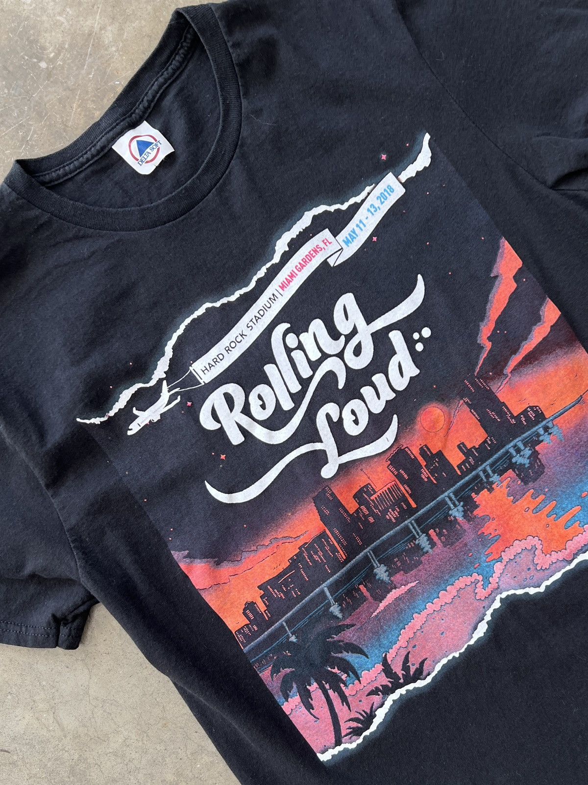 Band Tees × Vintage Rolling Loud Parking lot tee J. Cole Travis Scott Medium Size US M / EU 48-50 / 2 - 4 Thumbnail