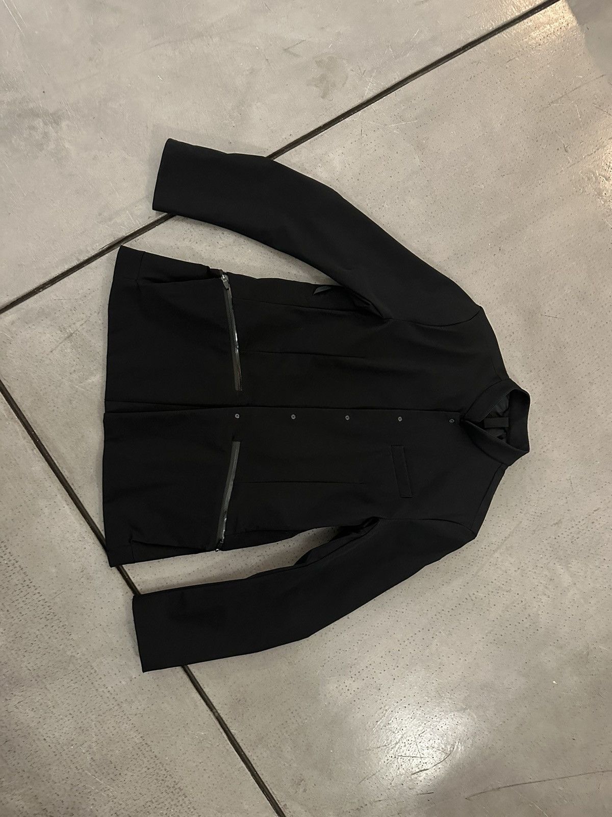 Acronym Acronym J105-DS Large BLK/BLK | Grailed