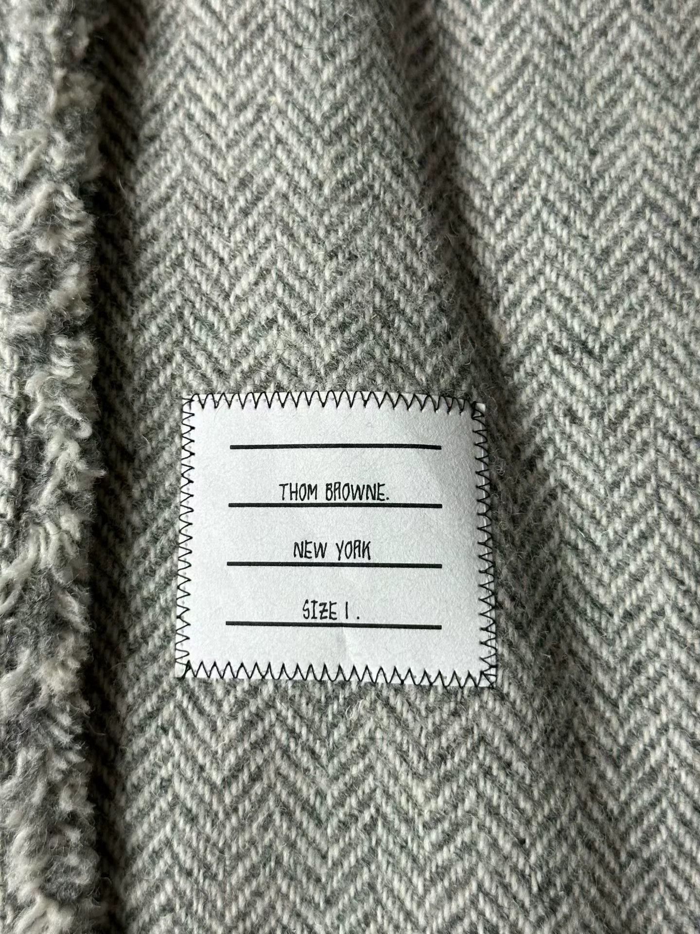 Thom Browne Thom Browne raw edge shirt jacket 3 new Size US L / EU 52-54 / 3 - 5 Thumbnail