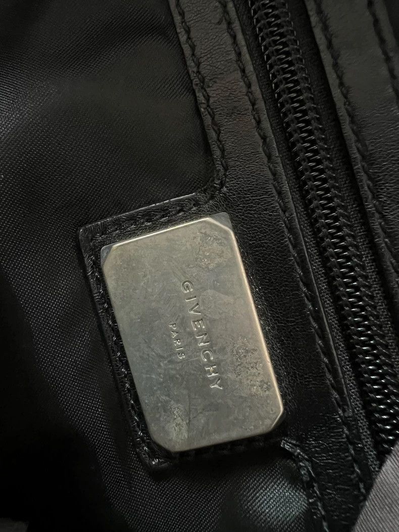 Givenchy Givenchy Dark Mother Double Shoulder Backpack Size ONE SIZE - 8 Thumbnail