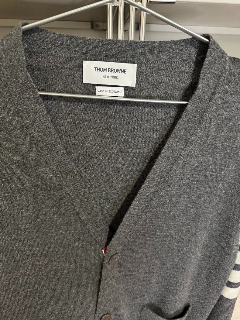 Thom Browne Thom Browne Dark grey cashmere V-neck knit cardigan Size US L / EU 52-54 / 3 - 6 Thumbnail