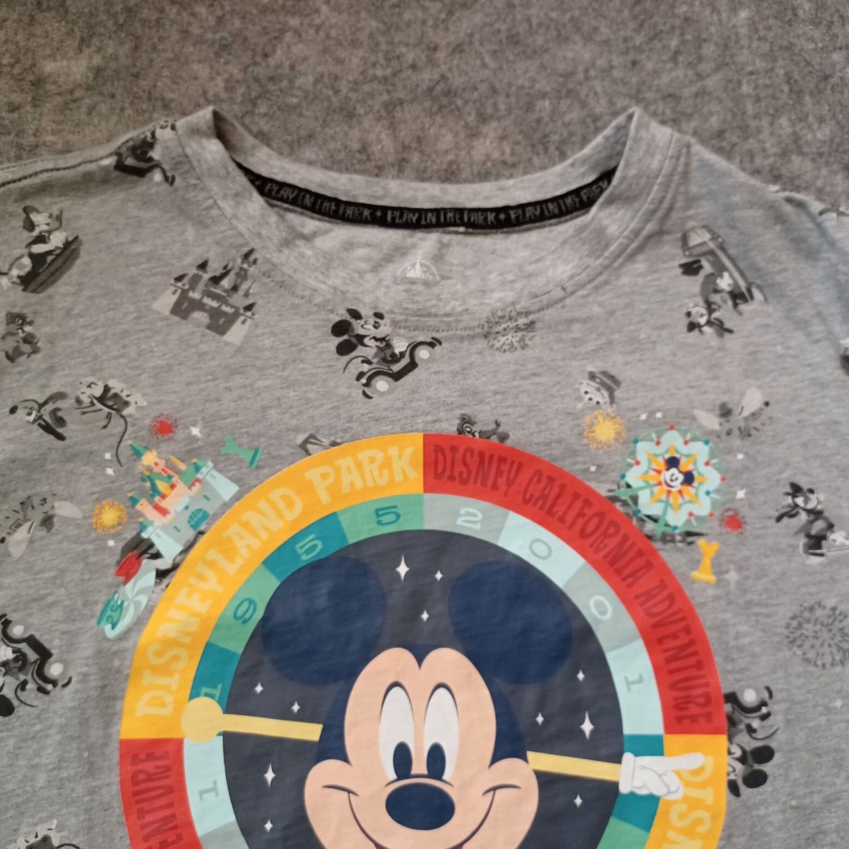 Disney Disneyland T Shirt Mens Large Gray All Over Print Disney Characters Park Shirt Mens L Gray Disney Mickey Mouse 90s Theme Boys Girls Mens Size US L / EU 52-54 / 3 - 6 Thumbnail