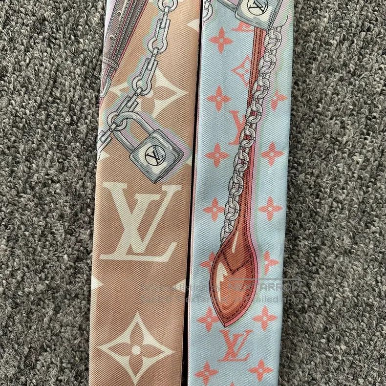 Louis Vuitton Louis Vuitton Old Flower Scarf Size ONE SIZE - 7 Thumbnail