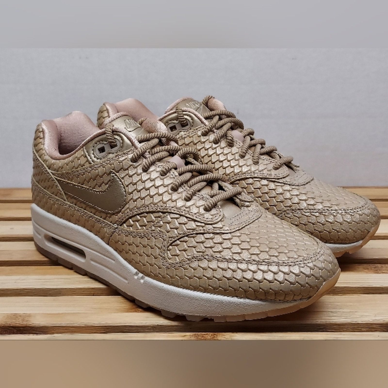 Nike Nike Womens Gold Air Max 1 Premium Athletic Shoes Size 7 Size US 7 / IT 37 - 1 Thumbnail