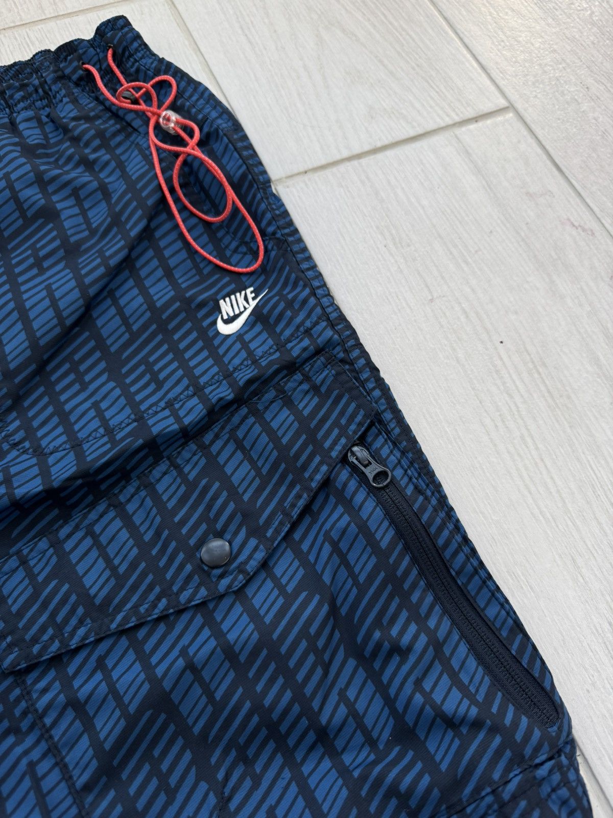 Nike Nike Variant Techwear Cargo Shorts Gorpcore Pattern Size US 32 / EU 48 - 10 Thumbnail