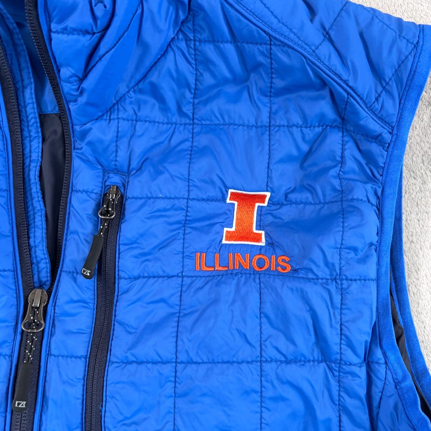 Cutter & Buck VINTAGE? No — Illinois University Cutter & Buck PrimaLoft Eco Insulated Puffer Vest Men LT Blue Solid Embroidered Logo Full Zip UPF? (Please) Size US L / EU 52-54 / 3 - 3 Thumbnail