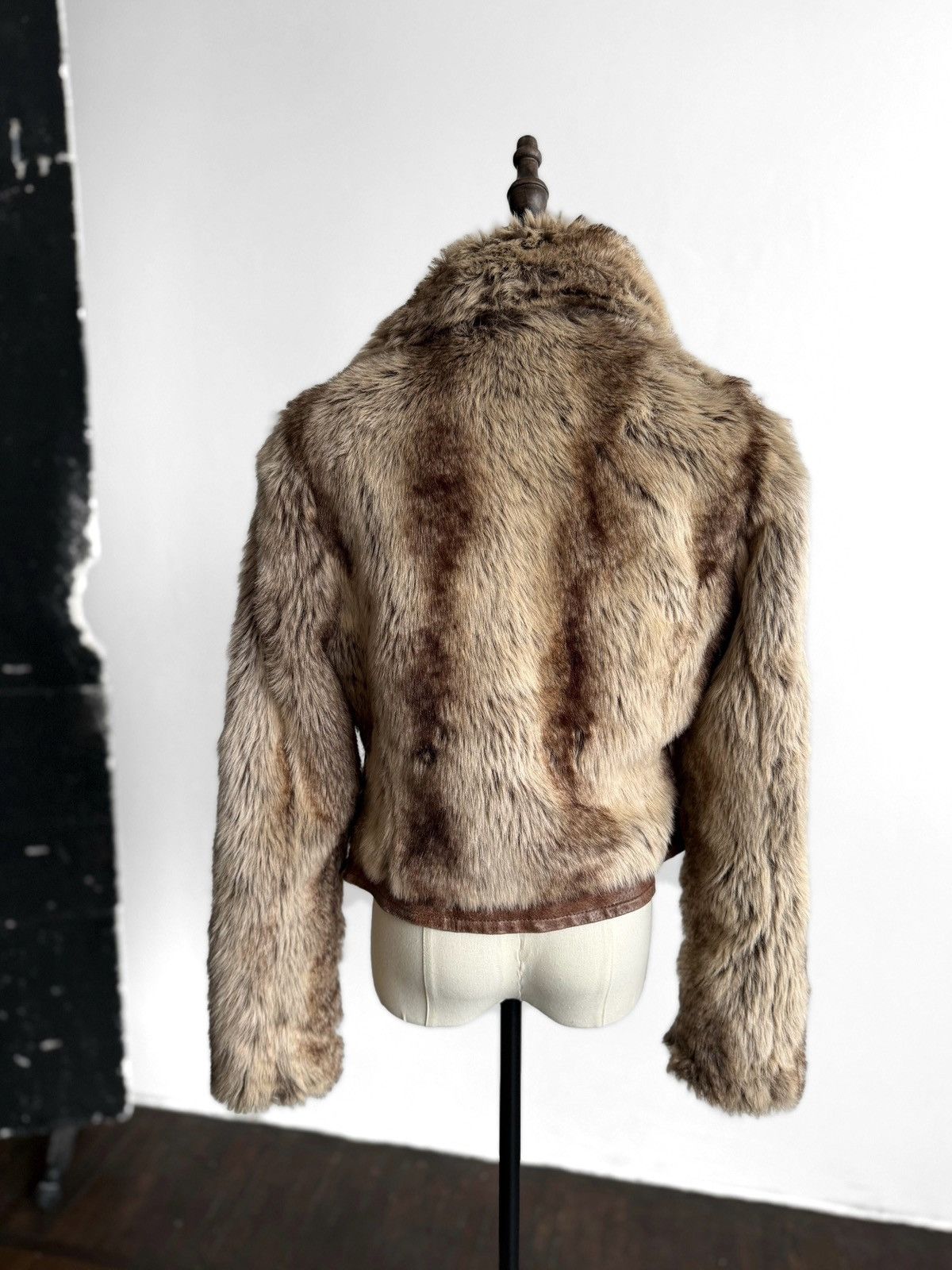 River Island River Island Vintage Wmns Faux Fur Short Jacket Brown Beige Size S / US 4 / IT 40 - 2 Thumbnail