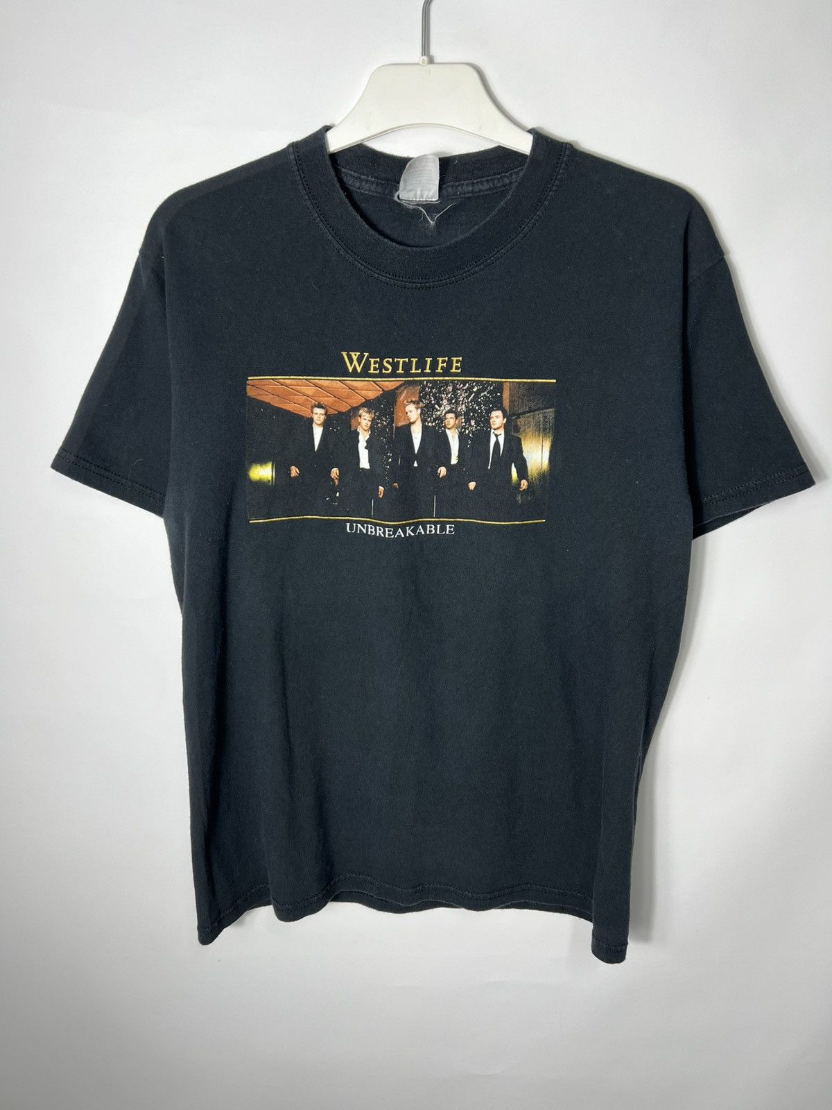 Band Tees Vintage 2003 Westlife Unbreakable Tour Irish Pop T-shirt Size US M / EU 48-50 / 2 - 1 Thumbnail