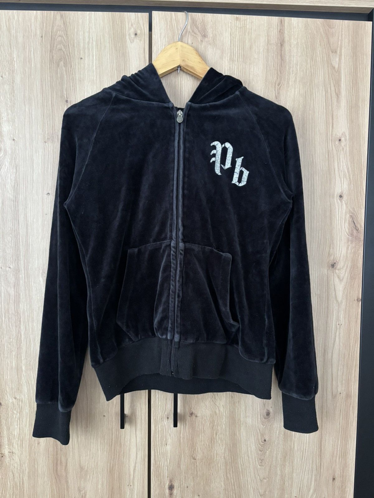 Playboy VINTAGE VELOUR PLAYBOY ZIP HOODIE Y2K STYLE Size S / US 4 / IT 40 - 1 Thumbnail