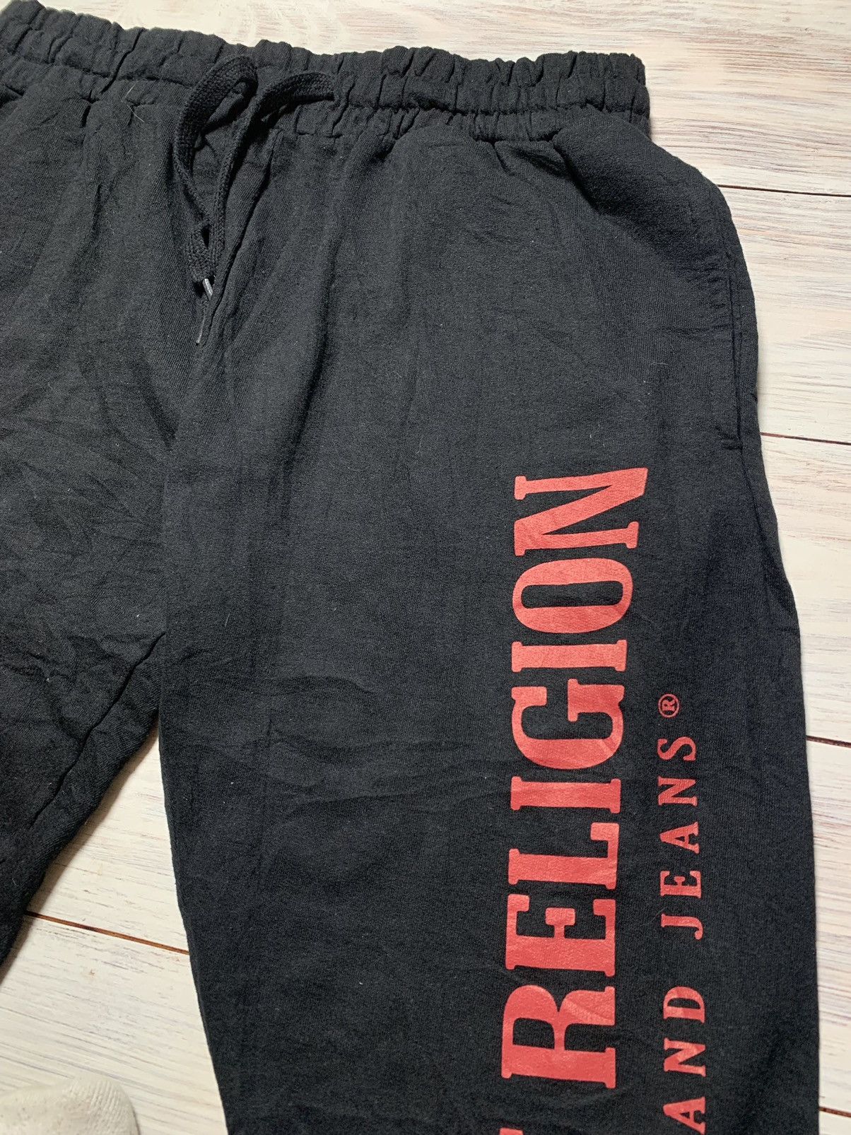 Japanese Brand × True Religion Rare True Religion sweatpants big logo vintage Size US 33 - 5 Thumbnail
