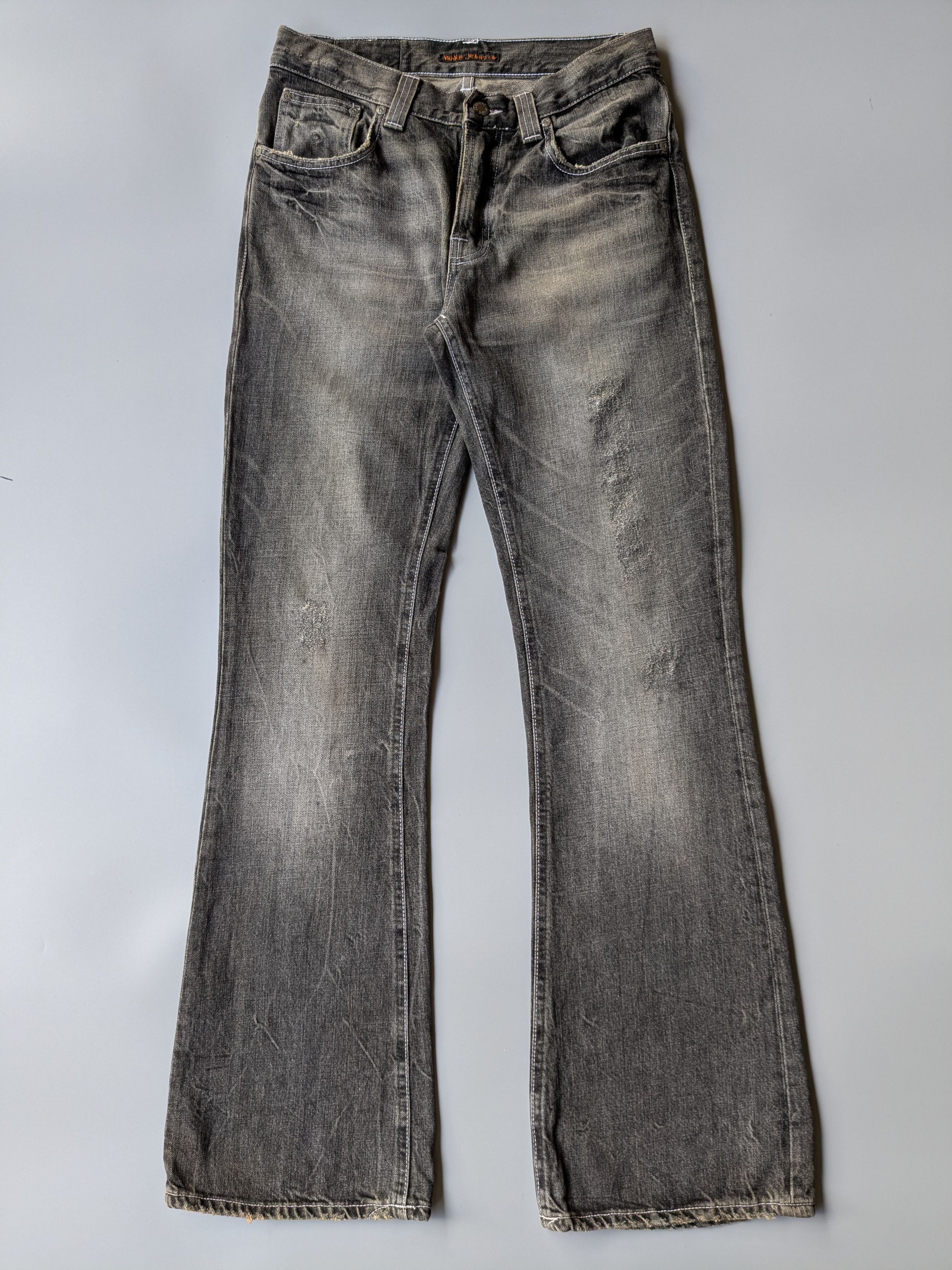 Nudie Jeans Nudie Jeans Deep Black Destroyer Low Flare Gleen jeans Size US 30 / EU 46 - 1 Thumbnail