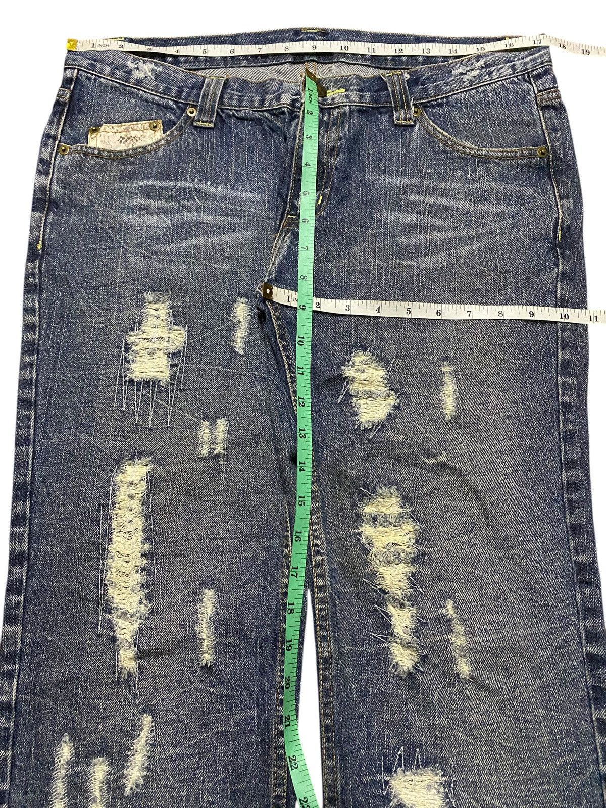 Le Grande Bleu (L.G.B.) Vintage Japanese Brand Thunder Distressed Little Bootcut Size US 35 - 17 Thumbnail