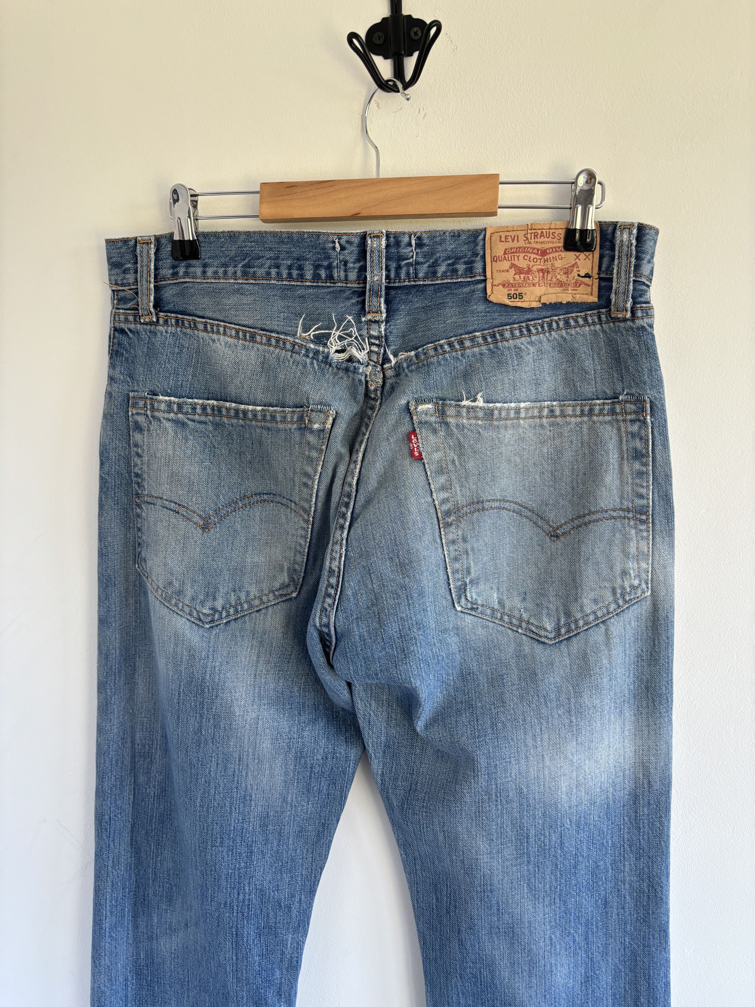Levi's Vintage Levi’s Distressed Jeans Size US 32 / EU 48 - 10 Thumbnail