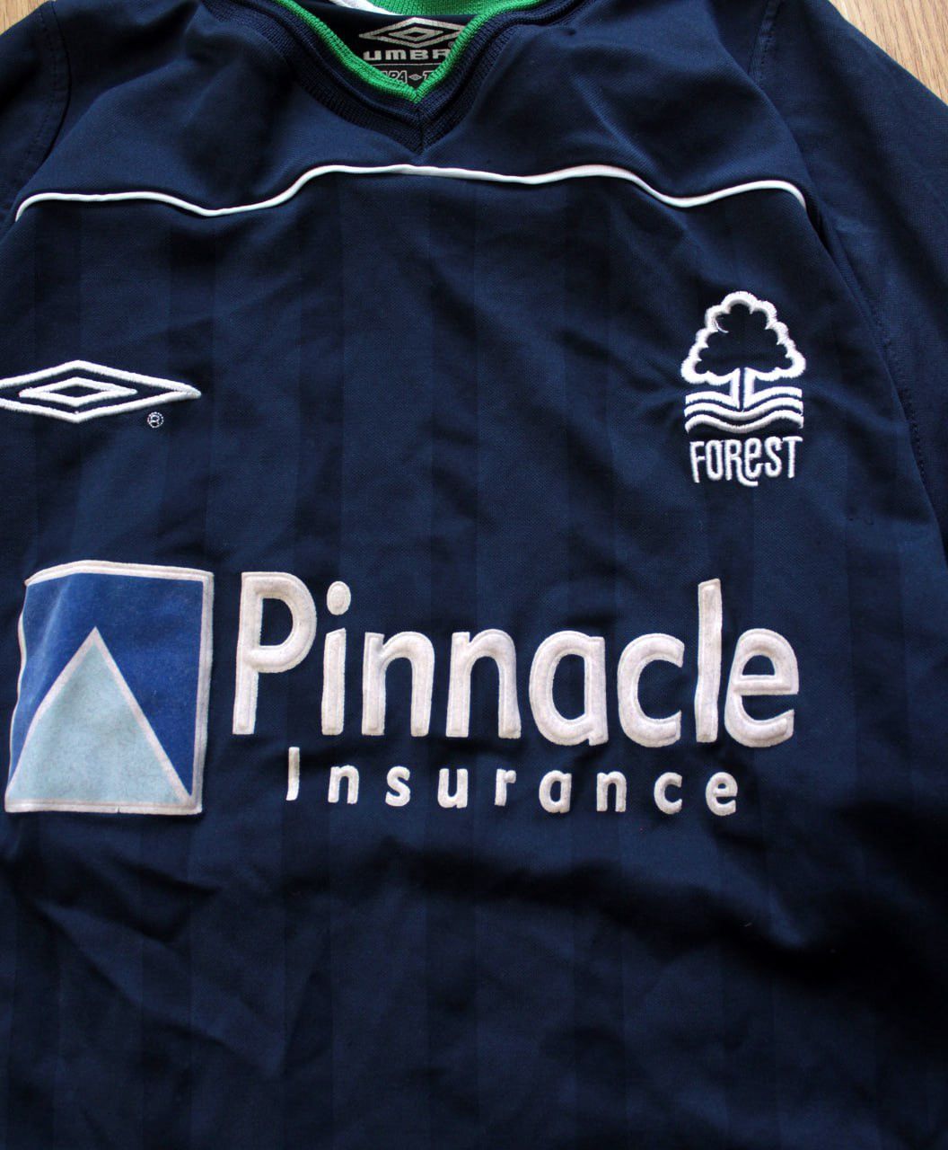 Umbro 🔥 Nottingham Forest Third Umbro 2002 2003 Jersey T Shirt Size US L / EU 52-54 / 3 - 2 Thumbnail