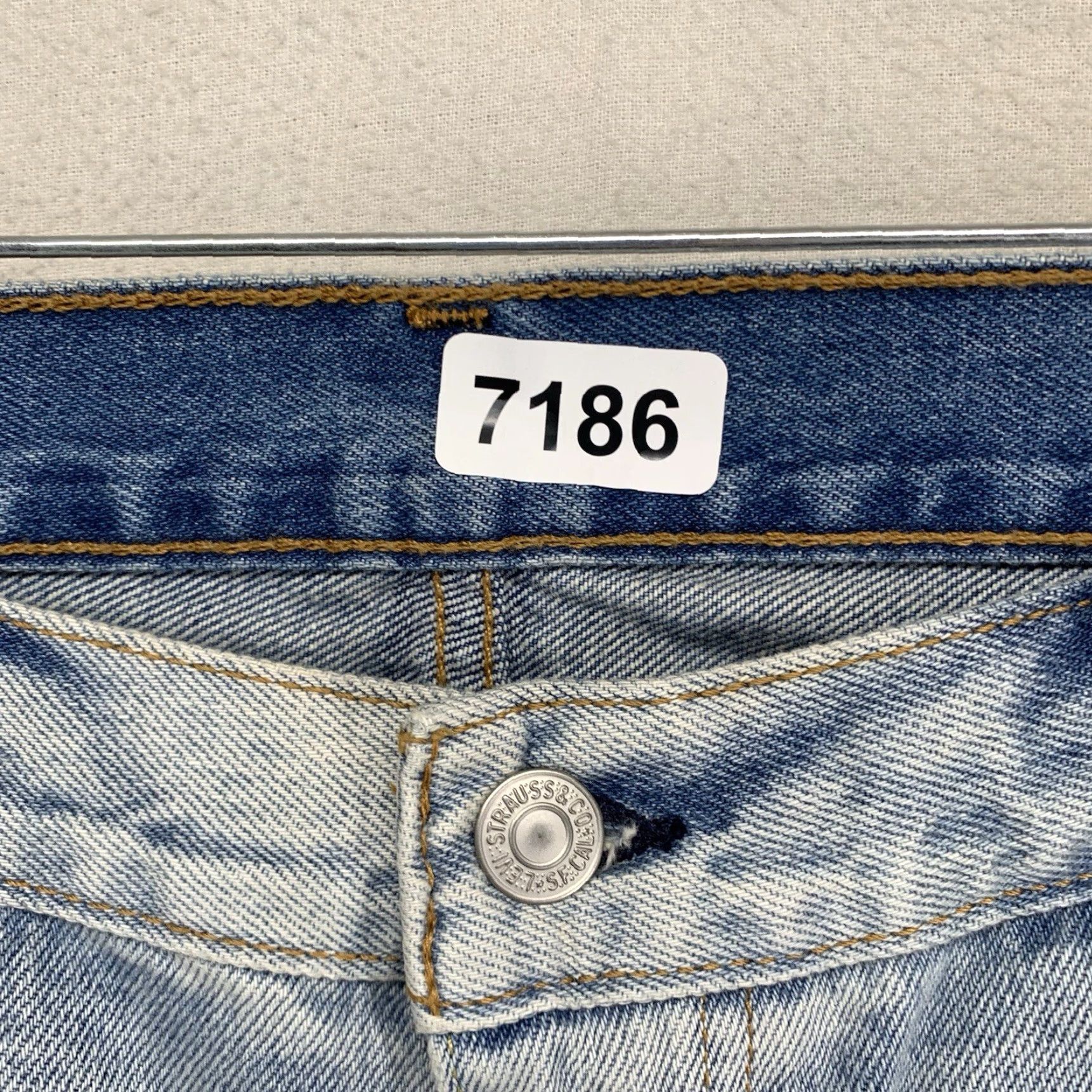 Levi's Levi's 550 Men's Jeans 38x30 Relaxed Fit Tapered Leg Light Paint Splat Denim Casual Size US 38 / EU 54 - 5 Thumbnail