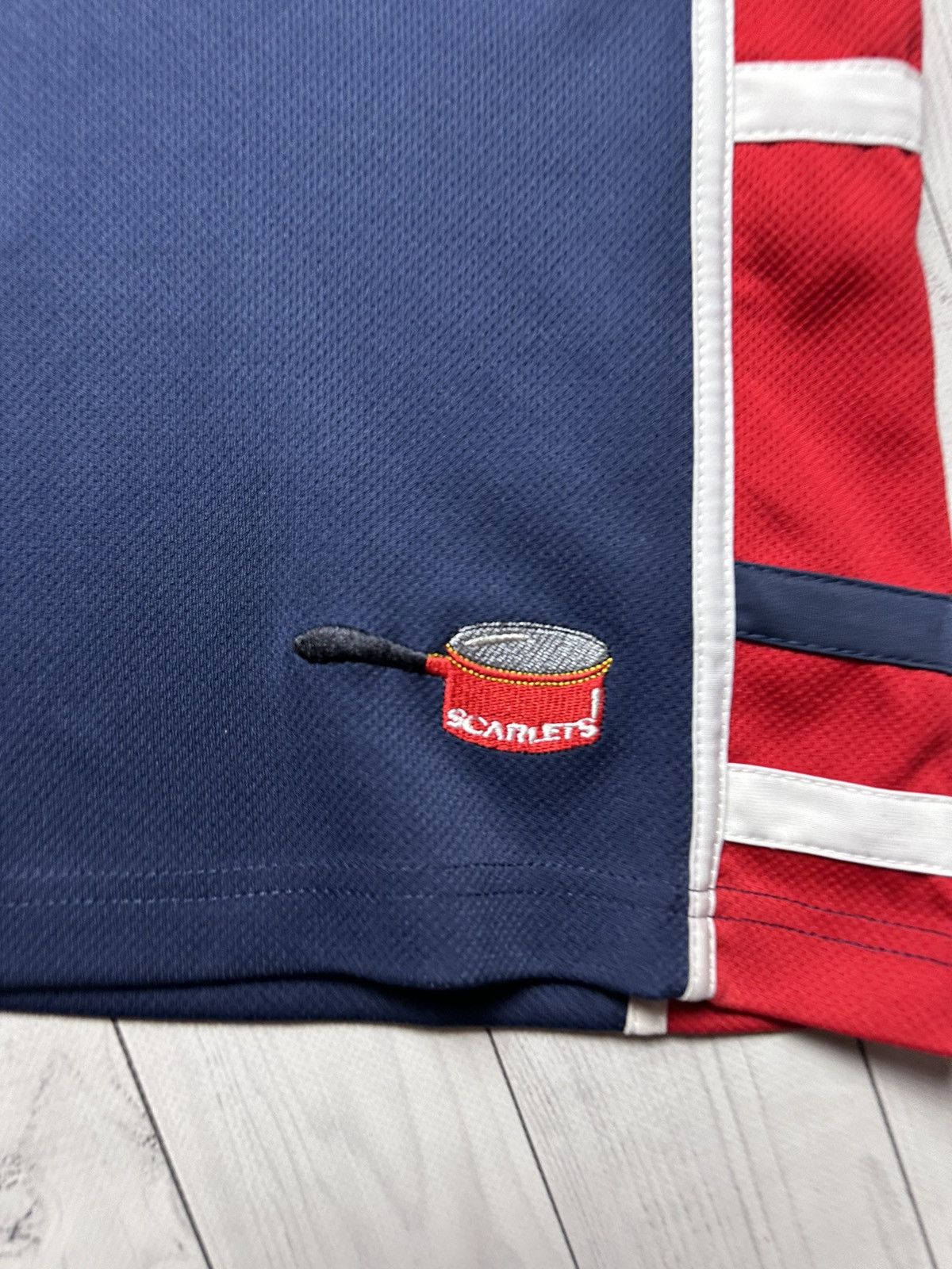 Vintage Vintage Scarlets rugby jersey logo size M Size US M / EU 48-50 / 2 - 3 Thumbnail