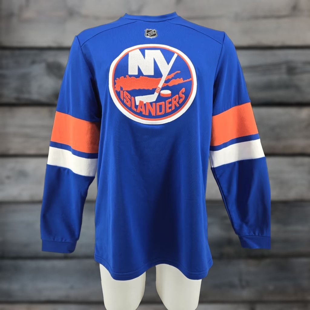 Adidas Adidas NHL New York Islanders Pullover Jersey Shirt Mens Size M Embroidered Jersey Blue Size US M / EU 48-50 / 2 - 1 Thumbnail