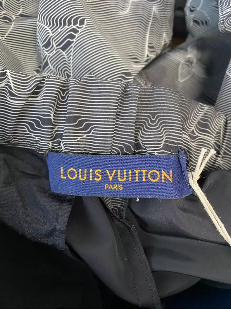 Louis Vuitton LOUIS VUITTON Functional overalls pants 2504-Nextarrow Size US 40 / EU 56 - 7 Thumbnail