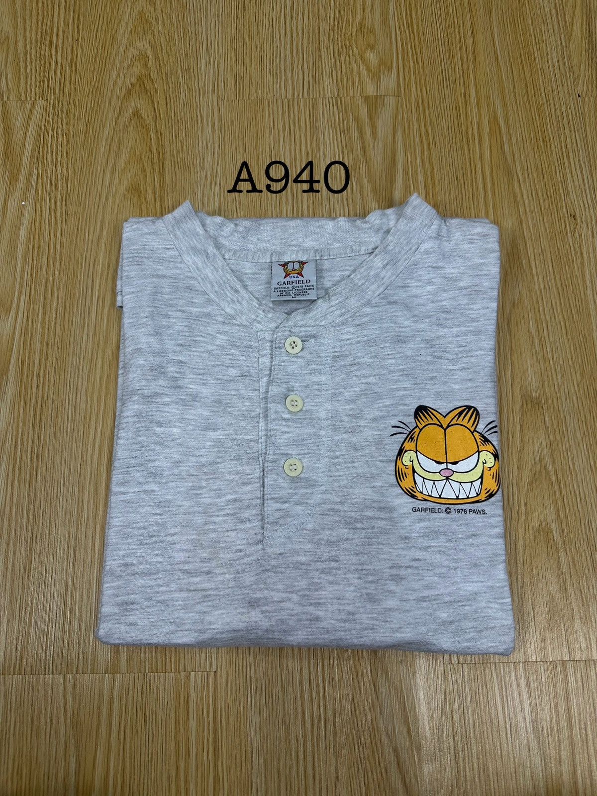 Vintage Vintage 90s Garfield Back Heat Tshirt A940 Size US M / EU 48-50 / 2 - 12 Thumbnail