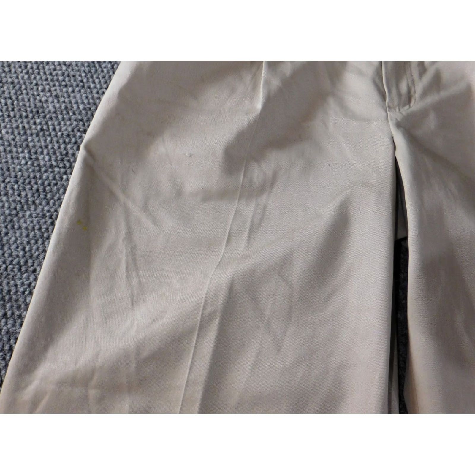 Vintage LL Bean Pants Mens 38x29 Beige Straight Cuffed Natural Fit Pleated Chino Regular Logo 29 Inseam Store Vintage: No Size US 38 / EU 54 - 2 Thumbnail