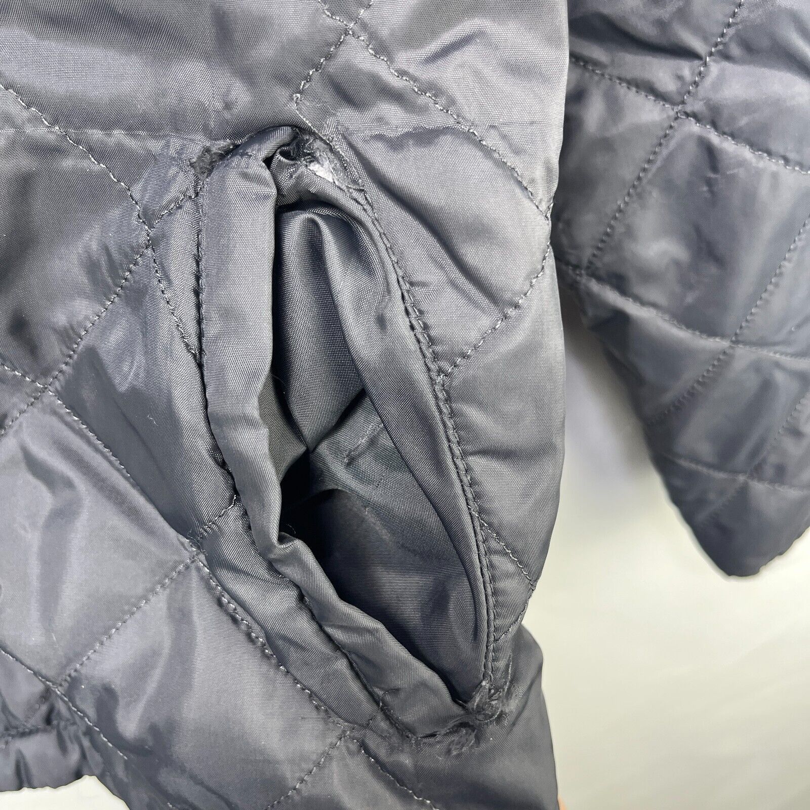 Barbour × Vintage Vintage Barbour International Quilted Jacket Medium Black Size US M / EU 48-50 / 2 - 6 Thumbnail