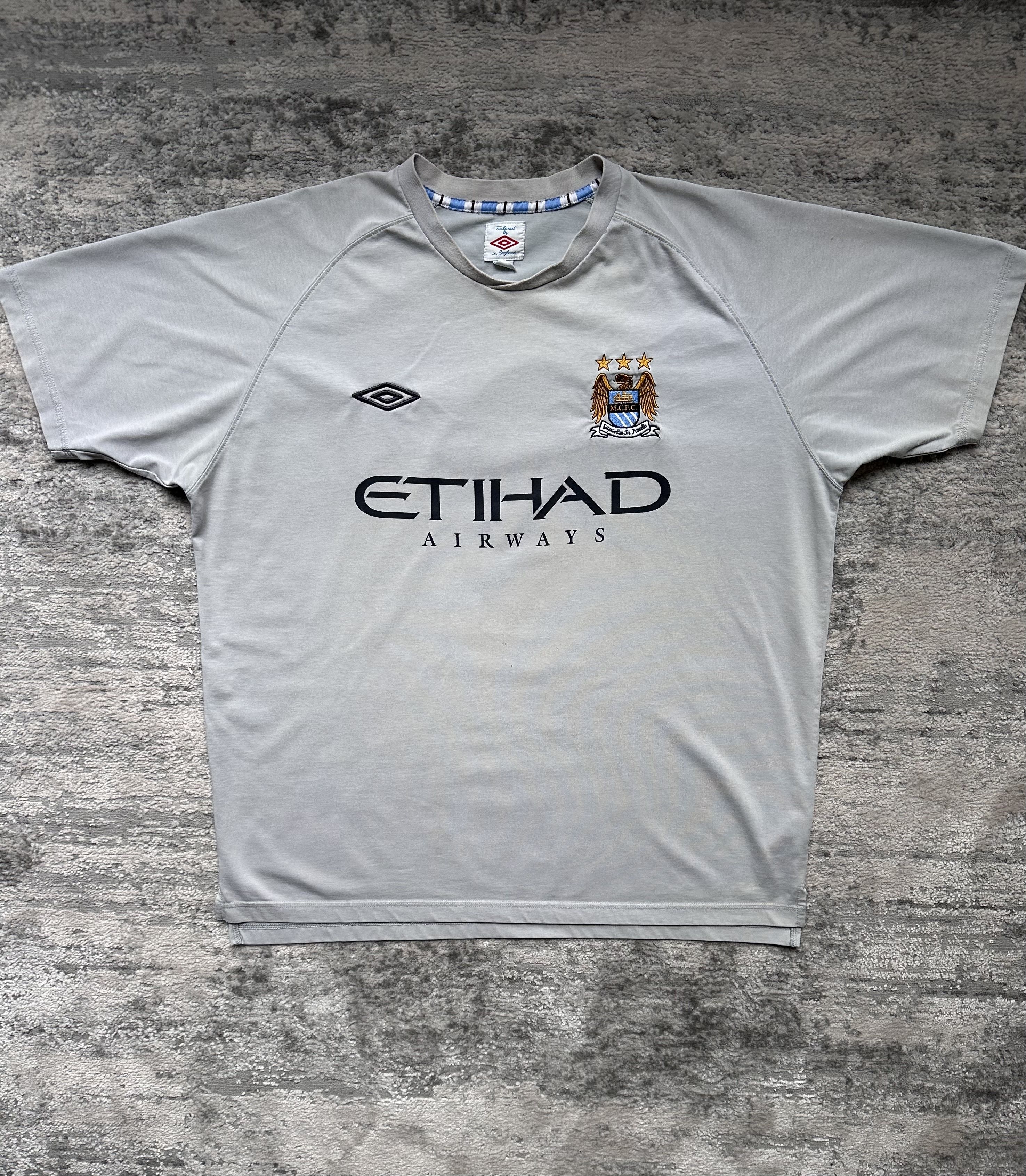 Umbro Umbro Manchester City vintage soccer jersey Size US XXL / EU 58 / 5 - 1 Thumbnail