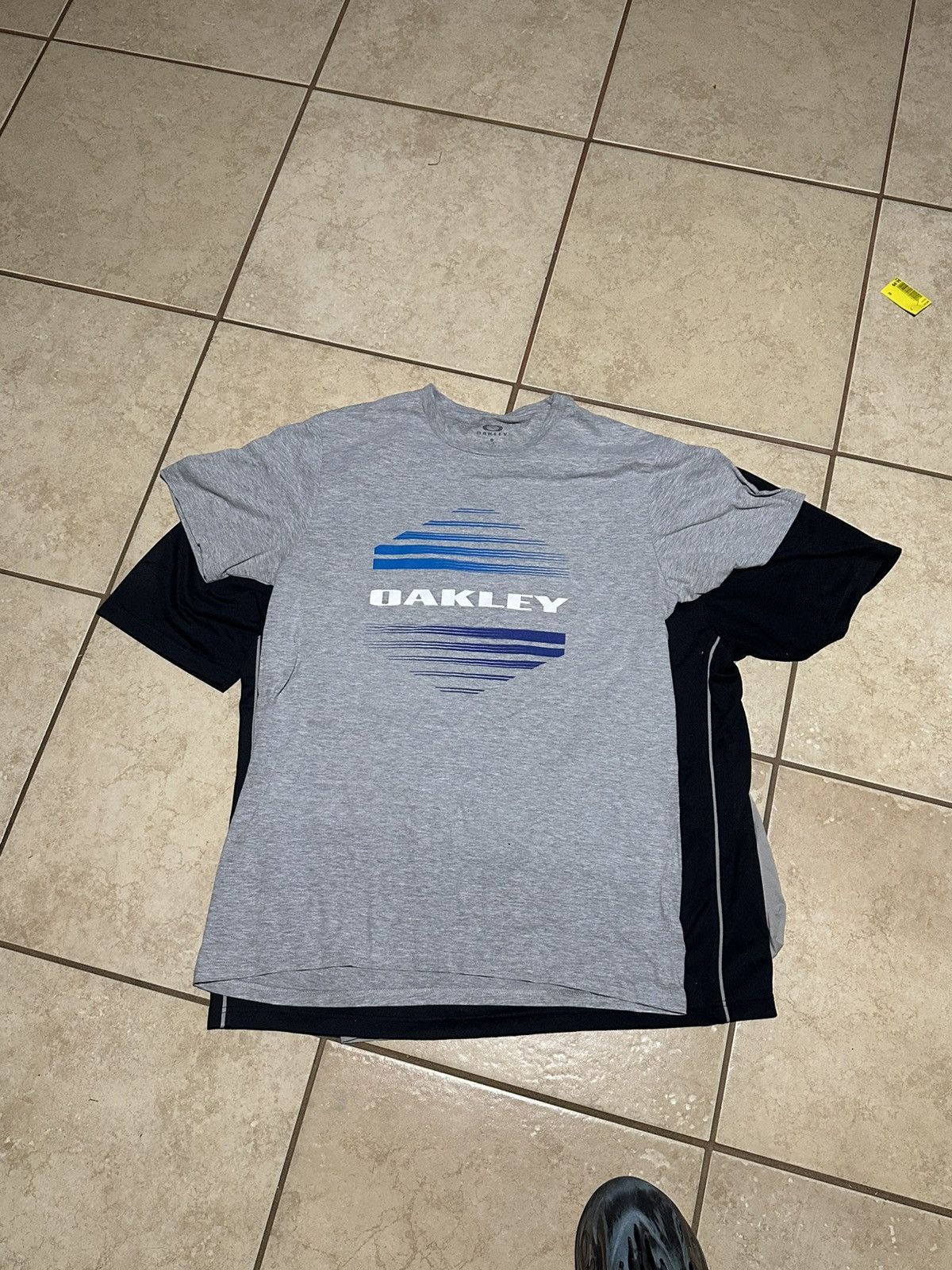 Oakley Oakley Tshirt Size US L / EU 52-54 / 3 - 1 Thumbnail