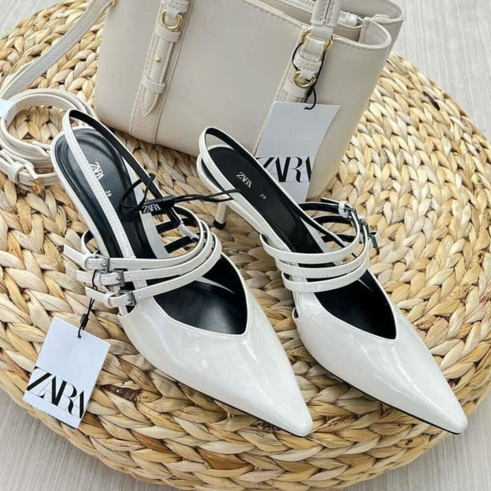Zara HOT TREND!!! ZARA Pointed Toe Buckled Heels Size US 8 / IT 38 - 12 Thumbnail