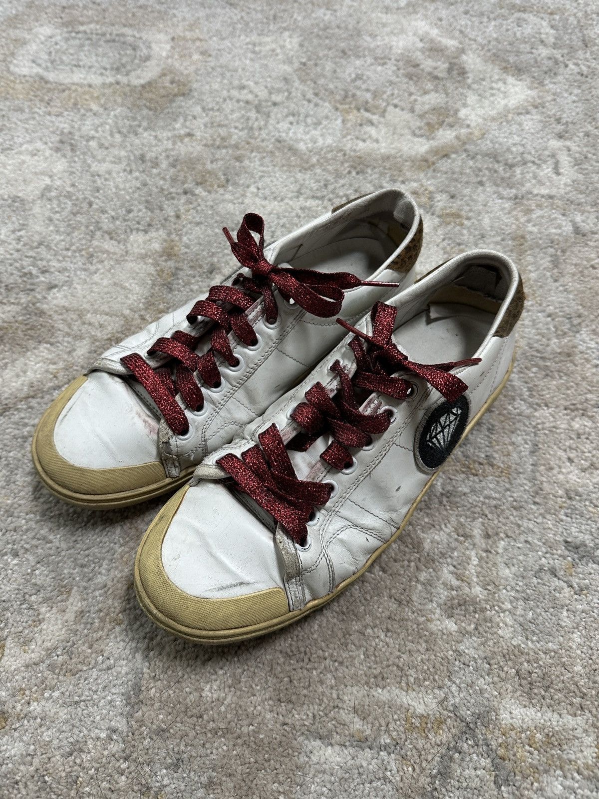 Saint Laurent Paris Saint Laurent Paris Glitter Diamond Patch Low Top Sneakers Size US 8 / IT 38 - 1 Thumbnail