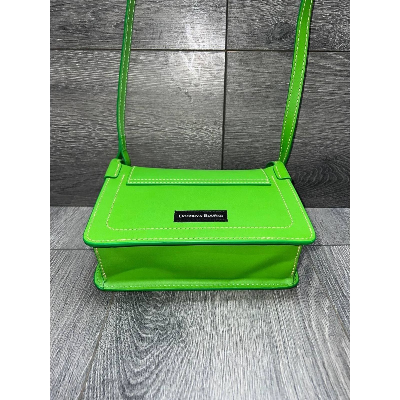 Dooney & Bourke Dooney & Bourke Smooth Leather Pinky Bag Kelly Green A653792 Size ONE SIZE - 5 Thumbnail