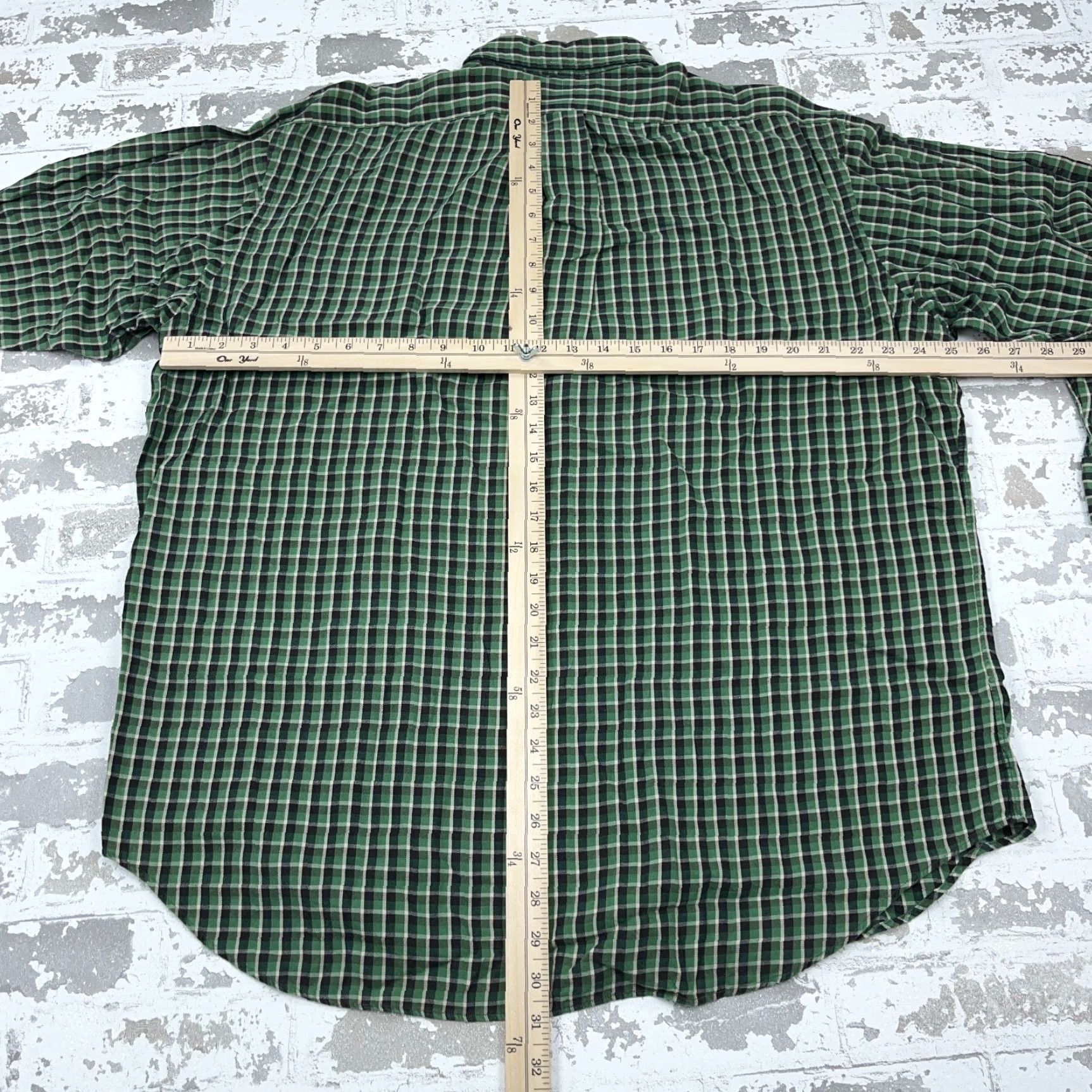 Ralph Lauren Ralph Lauren Button-Up Flannel Shirt Men L Plaid Green Black Button-Front Classic Casual Size 42R - 6 Thumbnail